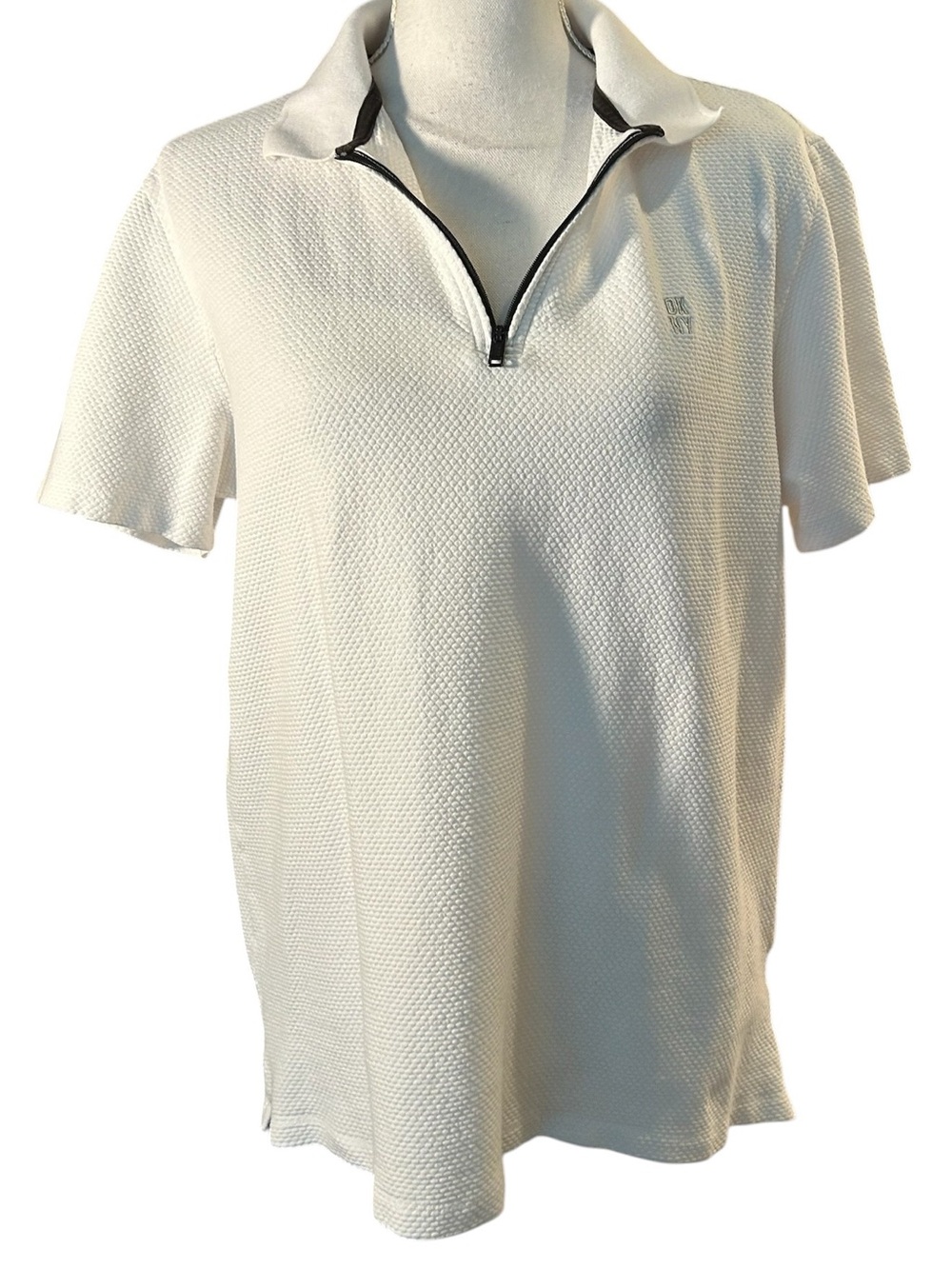 DKNY White and Black Logo-Print Collar Polo